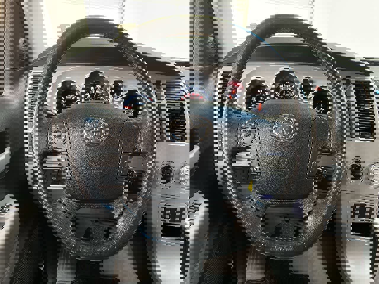 Used 2007 Toyota Tundra Limited AWD/4WD image 19