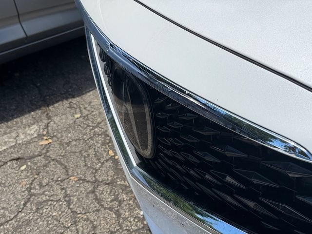 Used 2024 Acura MDX w/ Technology Package FWD image 3