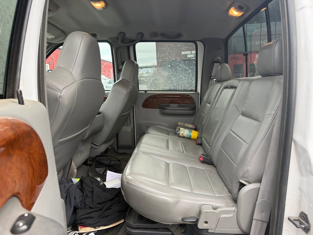Used 2004 Ford F350 Lariat AWD/4WD image 10