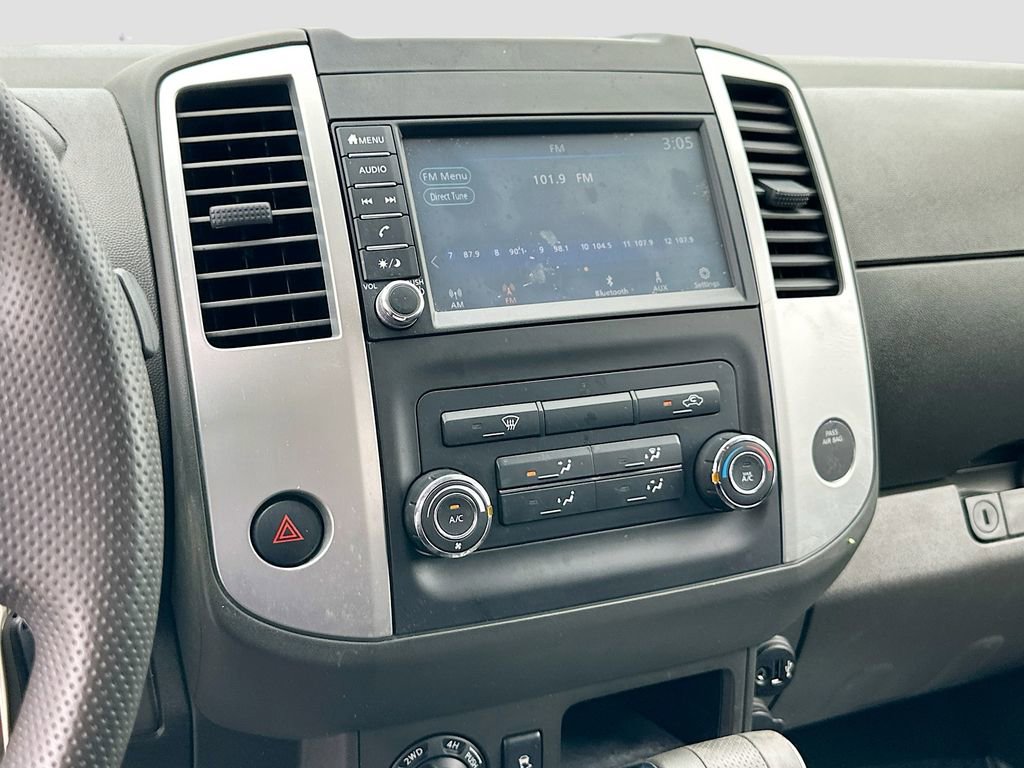 Used 2019 Nissan Frontier SV AWD/4WD image 14