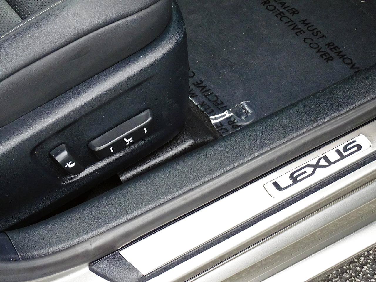 Used 2018 Lexus IS 300 F Sport RWD image 38