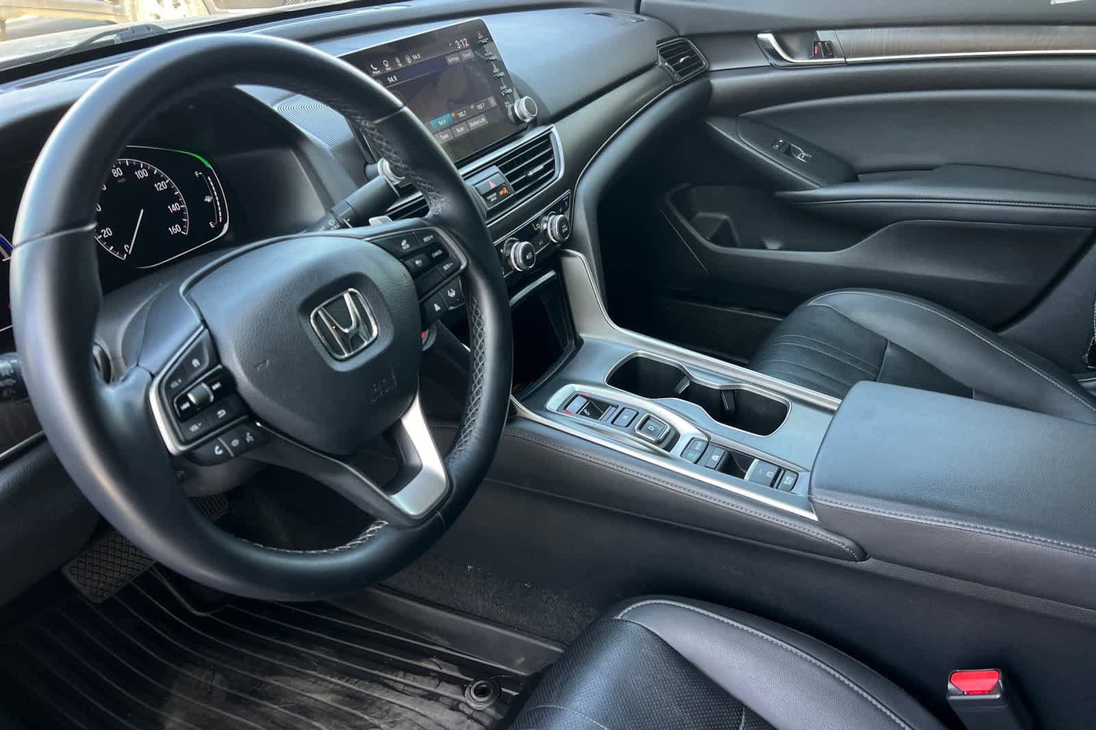 Used 2022 Honda Accord Touring image 14