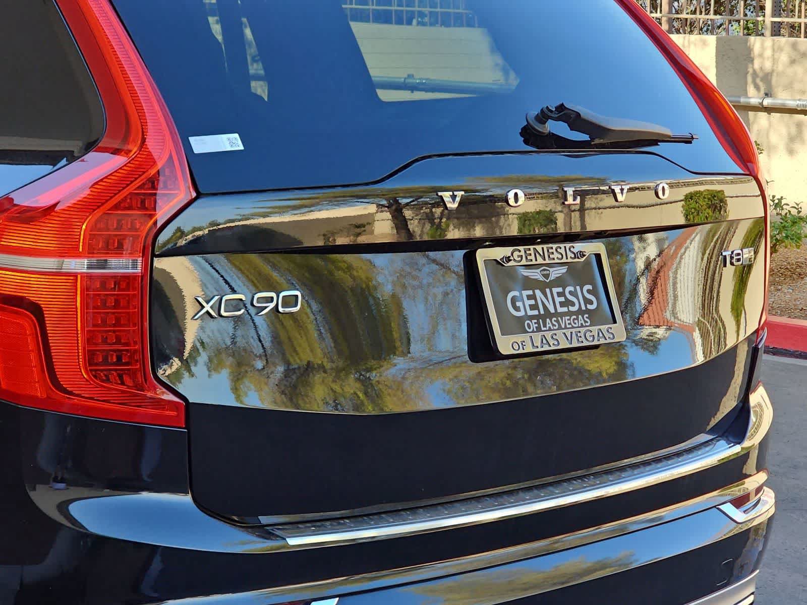 Used 2016 Volvo XC90 T8 Inscription AWD/4WD image 11