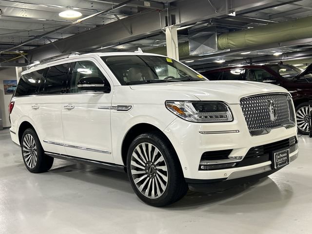 Used 2021 Lincoln Navigator Reserve w/ Luxury Package AWD/4WD image 1