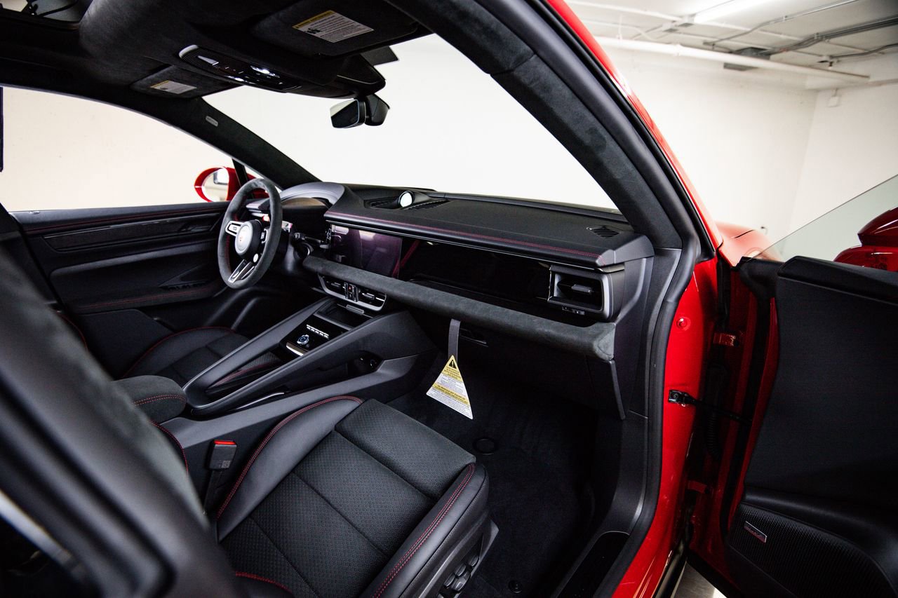New 2026 Porsche Macan GTS Electric image 28