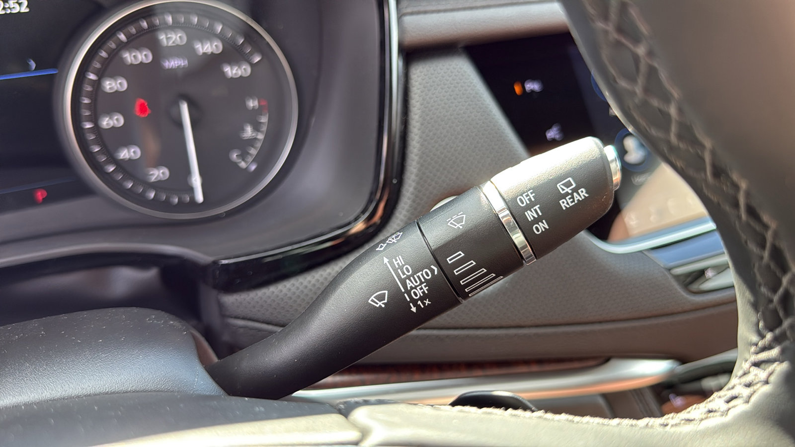 New 2025 Cadillac XT5 Premium Luxury w/ Technology Package image 18