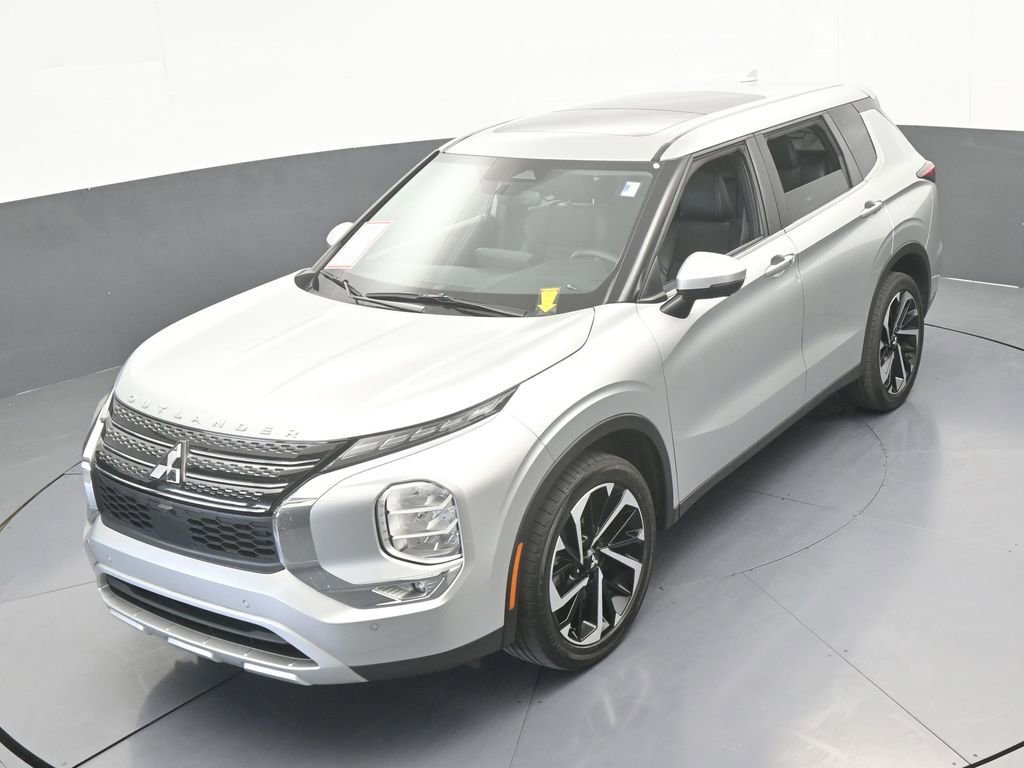 Used 2024 Mitsubishi Outlander SE image 57