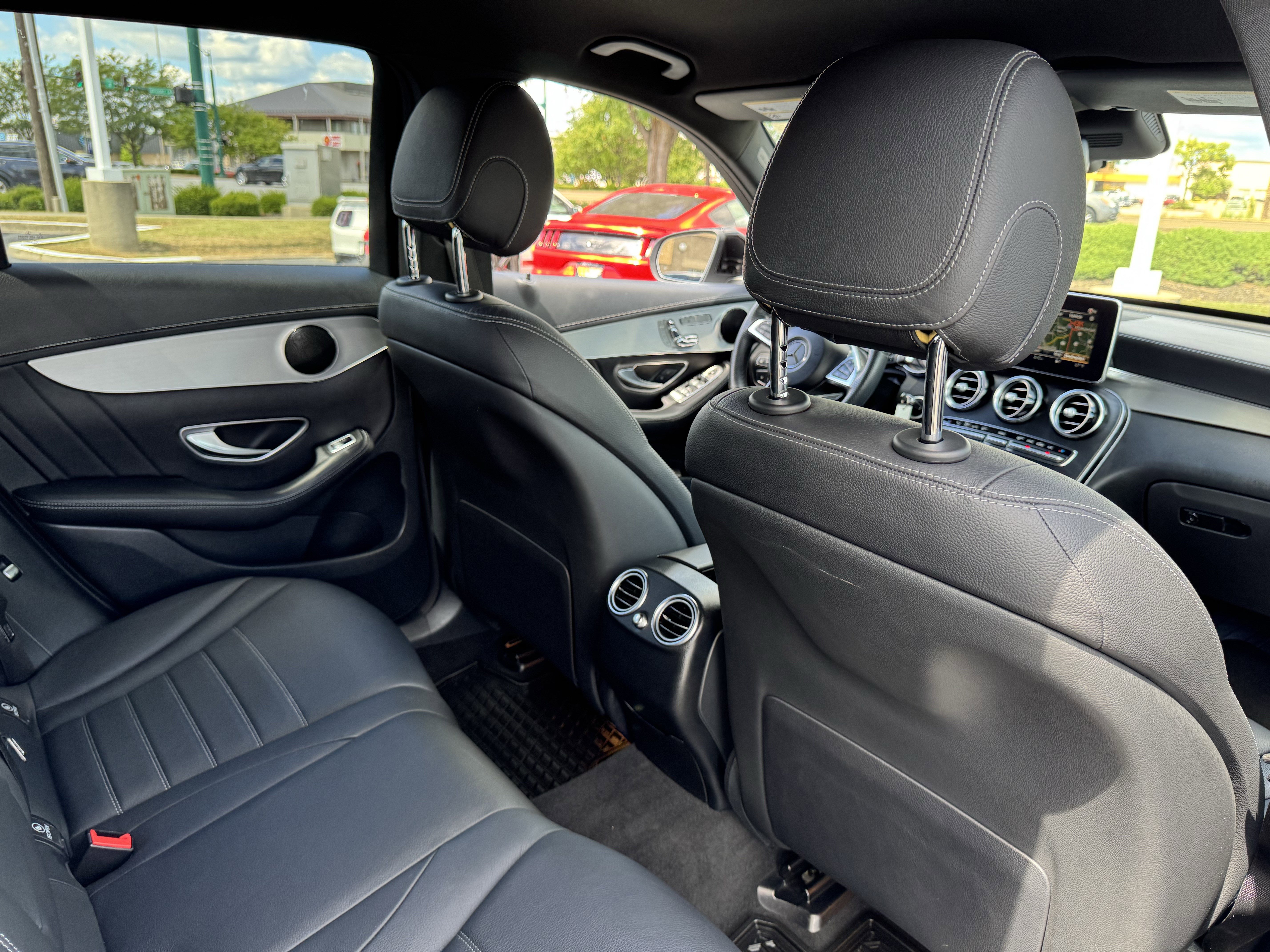 Used 2018 Mercedes-Benz GLC 43 AMG 4MATIC image 36