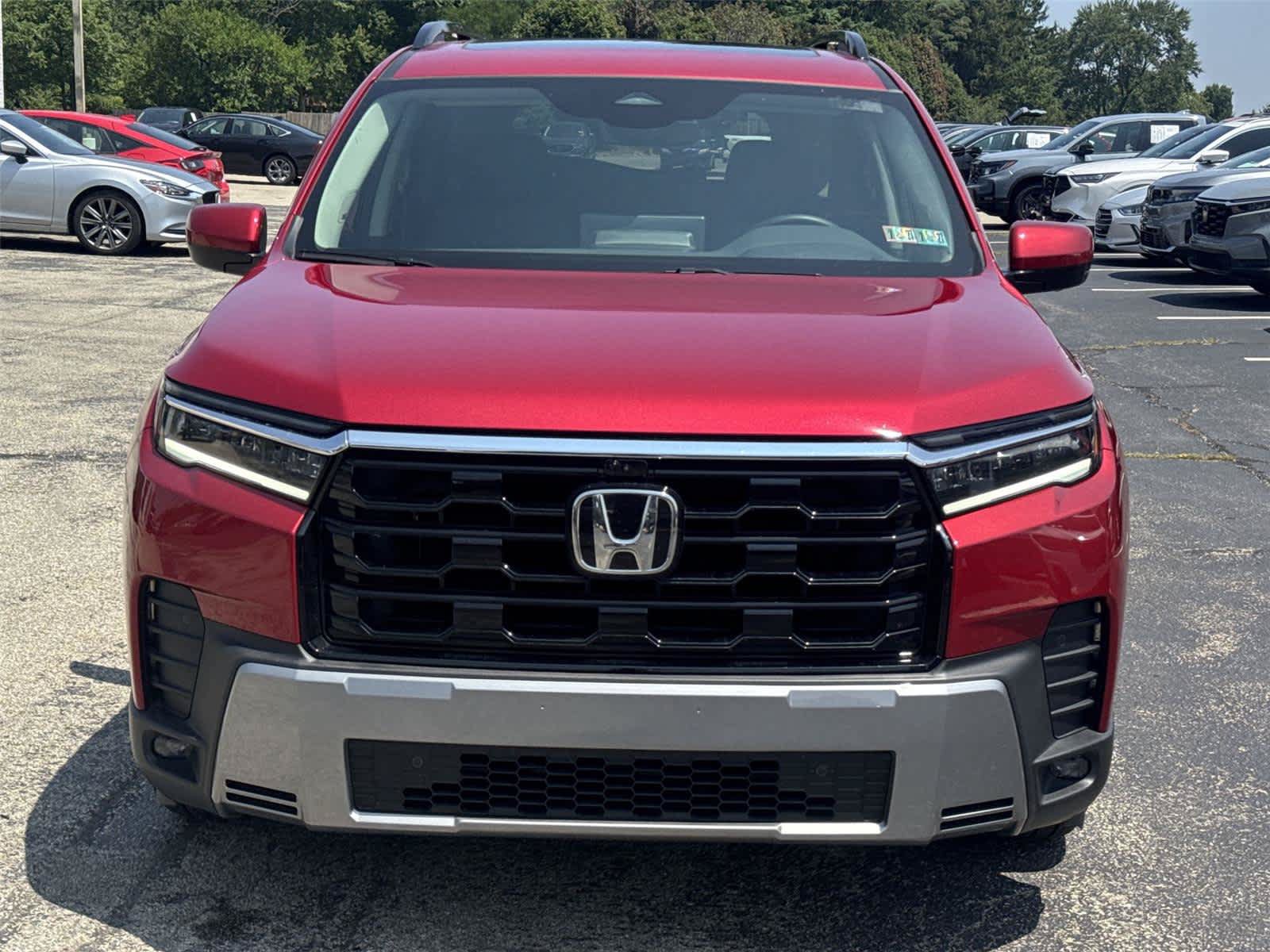 Used 2026 Honda Pilot Touring image 9