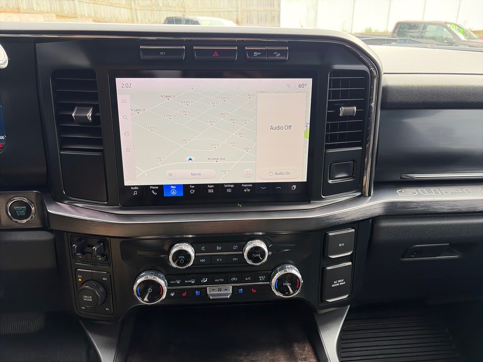 Used 2023 Ford F250 Lariat w/ Sport Appearance Package AWD/4WD image 20