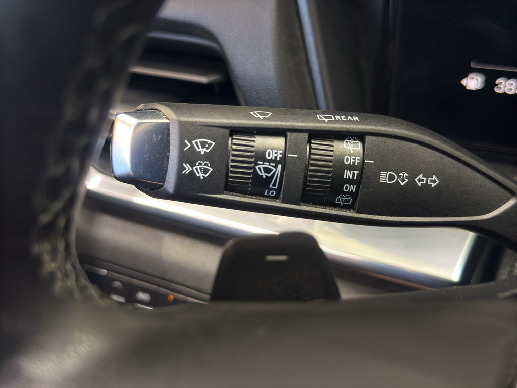 Used 2025 GMC Terrain Elevation AWD/4WD image 23