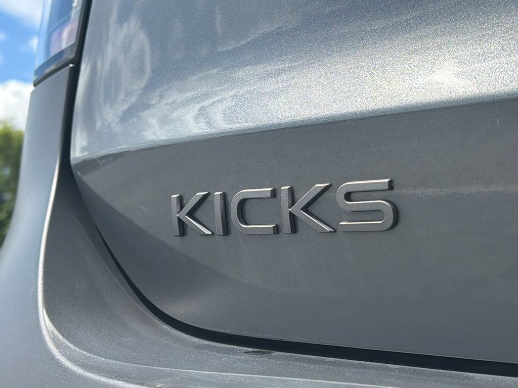 Used 2025 Nissan Kicks S FWD image 16