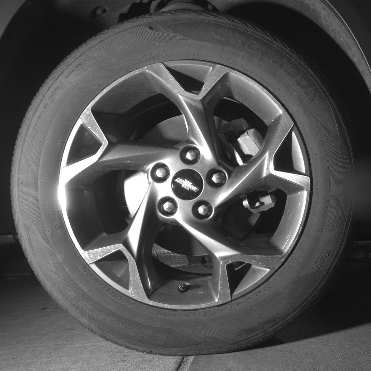 Used 2025 Chevrolet Trax LT FWD image 13