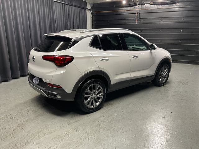 Used 2023 Buick Encore GX Essence w/ Experience Buick Package image 7