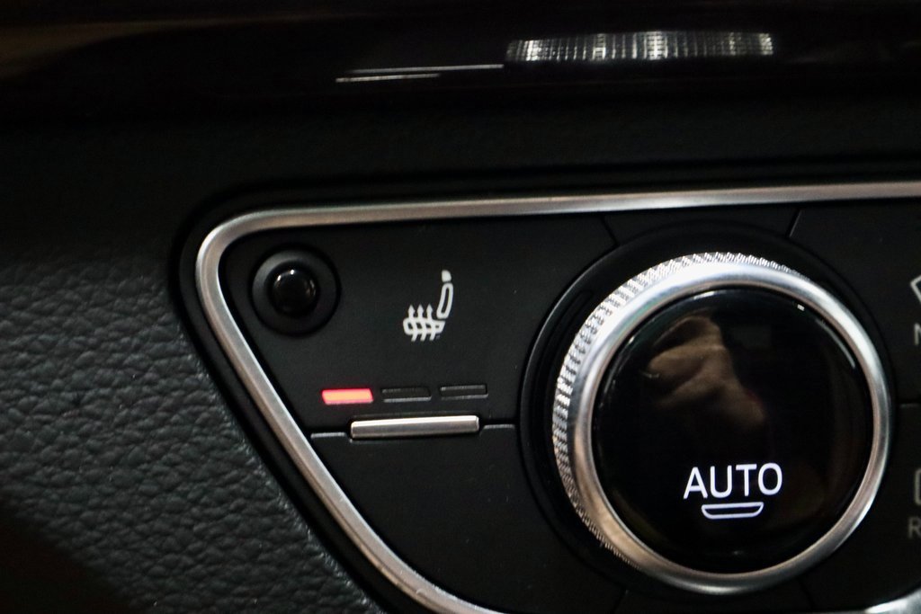 Used 2019 Audi Q5 2.0T Premium w/ Convenience Package image 31