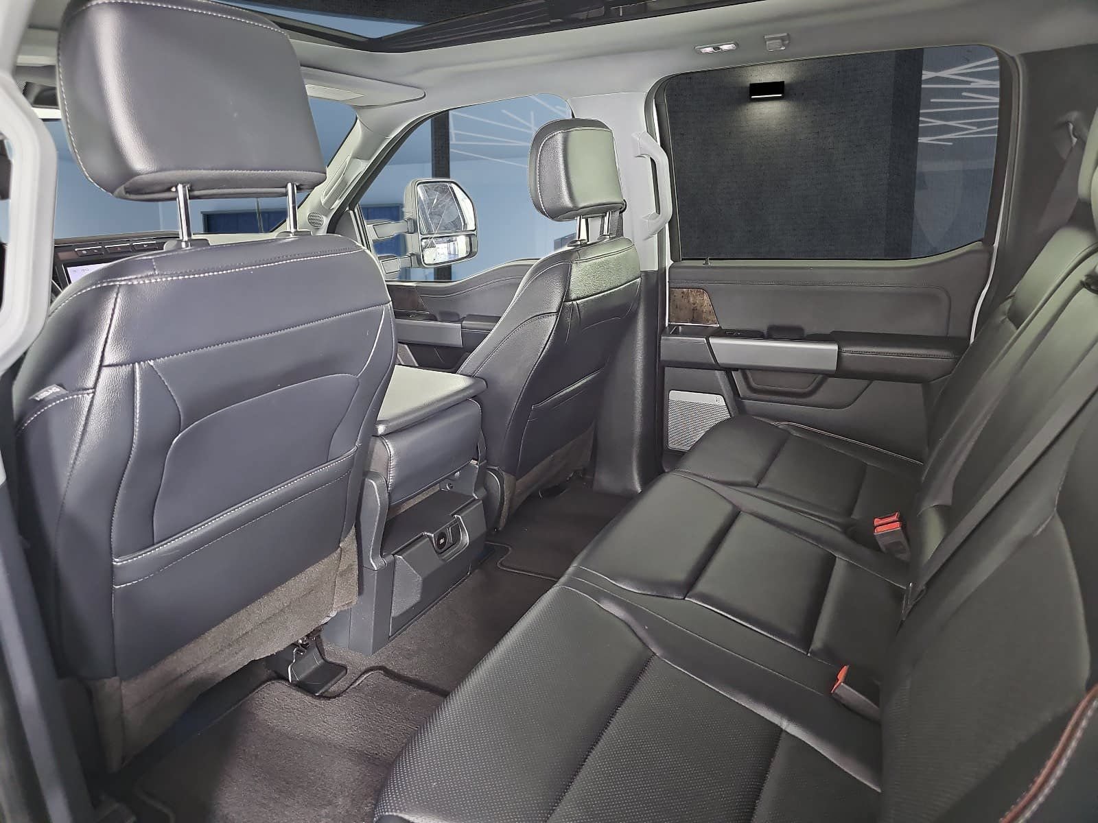 Used 2024 Ford F350 Lariat w/ Camper Package AWD/4WD image 11