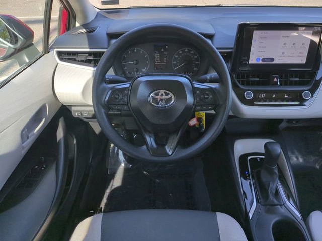 Used 2025 Toyota Corolla LE image 14