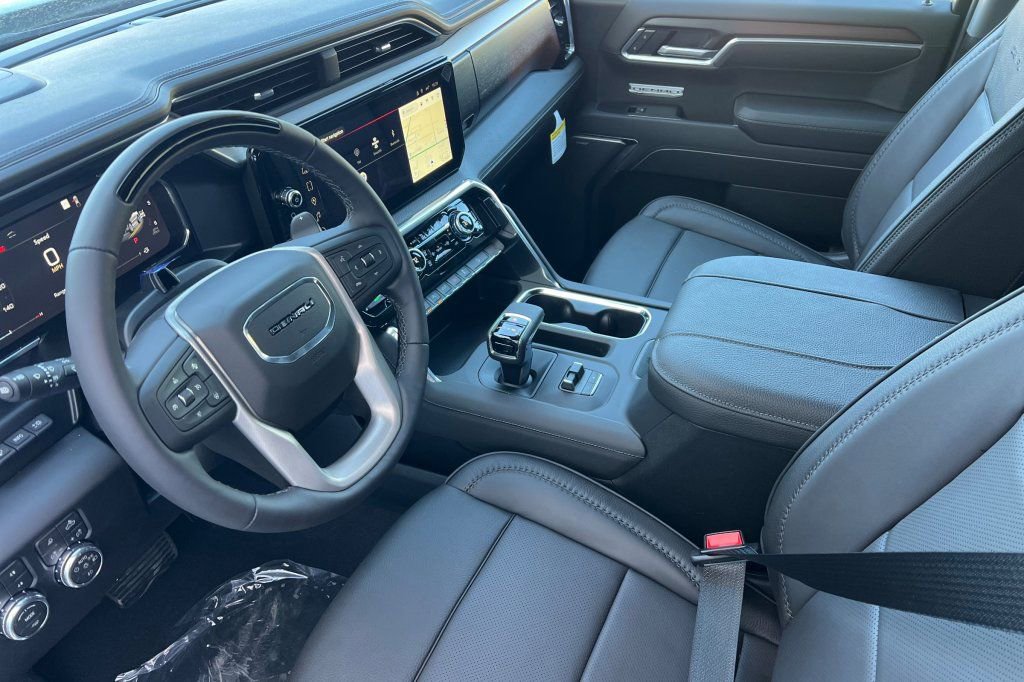 New 2026 GMC Sierra 1500 Denali w/ Technology Package AWD/4WD image 7