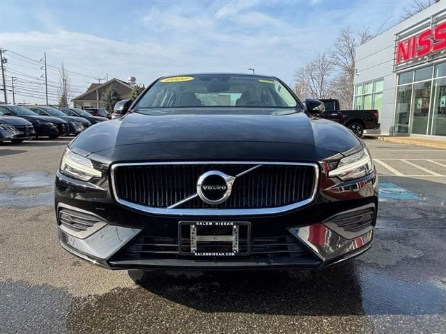 Used 2020 Volvo S60 T6 Momentum w/ Protection Package image 3