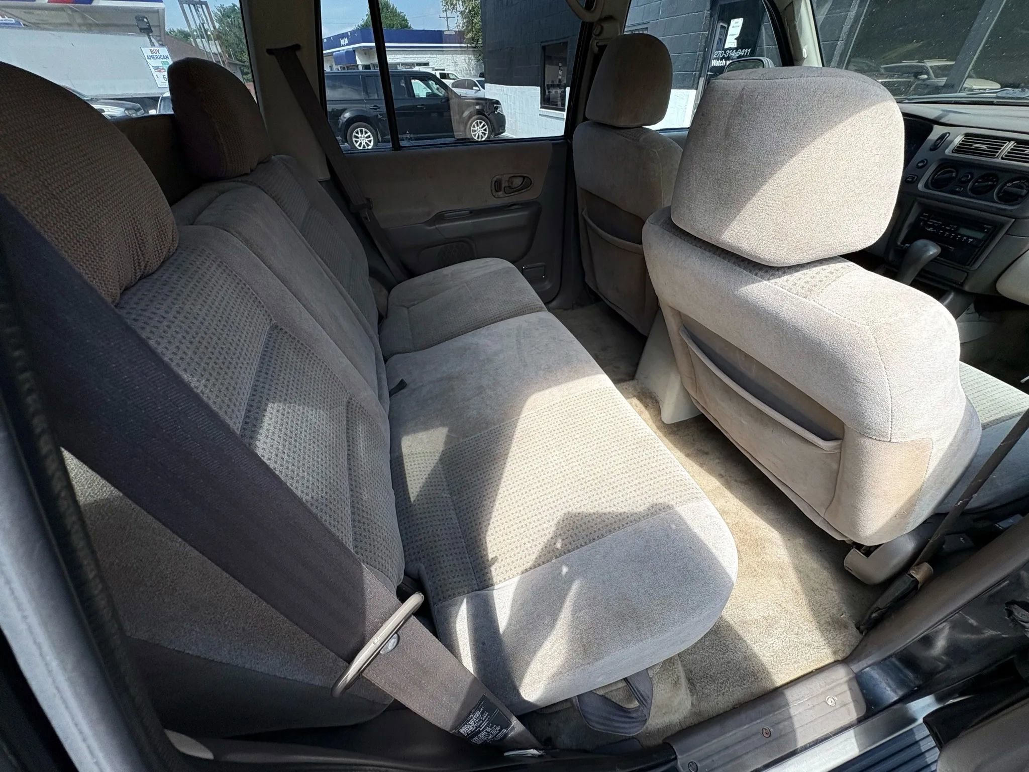 Used 2000 Mitsubishi Montero Sport XLS image 18