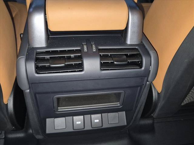 Used 2023 Land Rover Defender 110 S AWD/4WD image 18