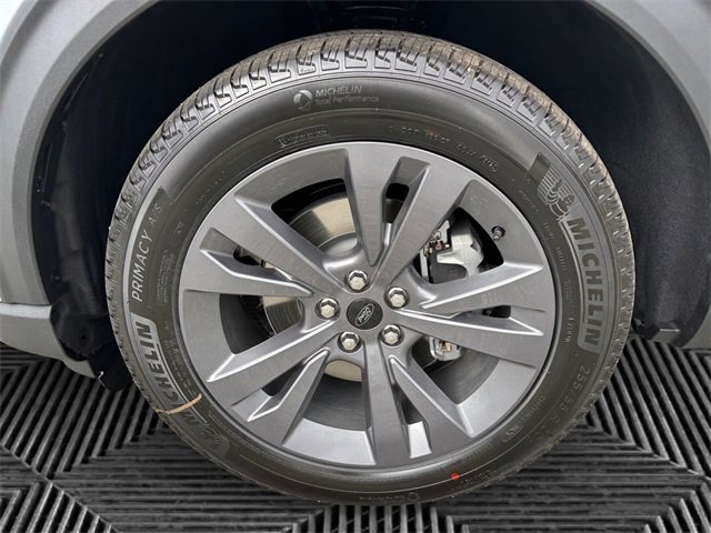 New 2025 Ford Explorer Active w/ Active Comfort Package image 14