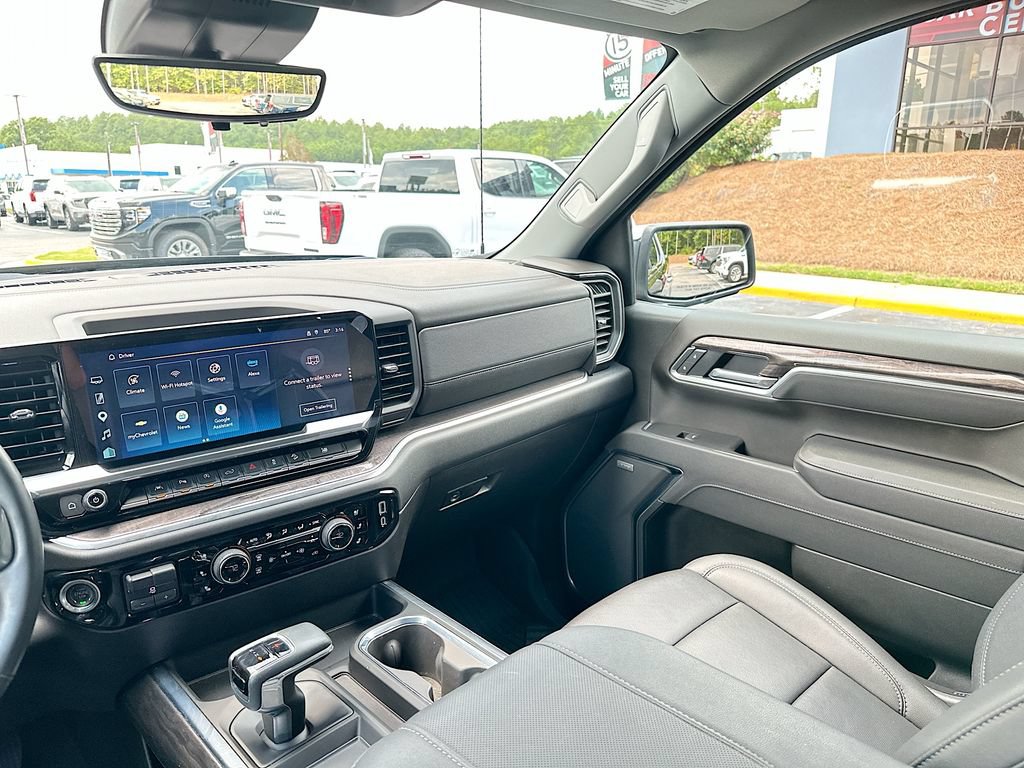 Used 2025 Chevrolet Silverado 1500 LTZ w/ LTZ Premium Package AWD/4WD image 20