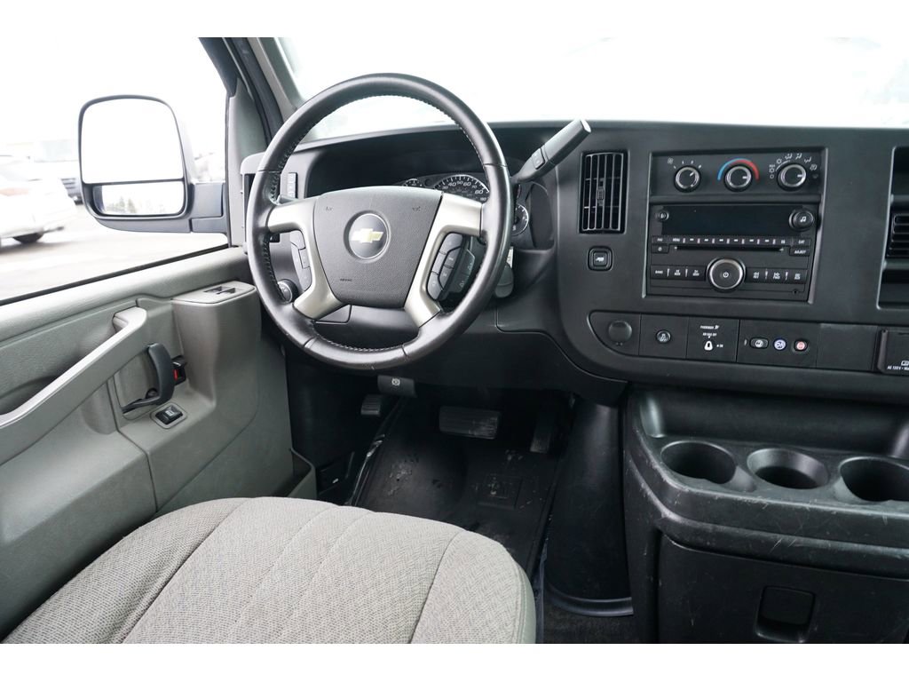 Used 2016 Chevrolet Express 3500 LT w/ LT Preferred Equipment Group image 27