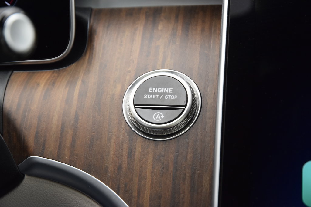 Certified 2026 Mercedes-Benz C 300 Sedan image 28