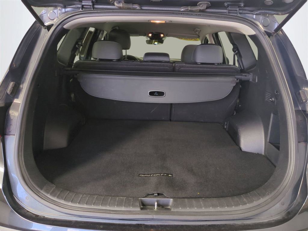 Used 2023 Hyundai Santa Fe SE w/ Cargo Package FWD image 14