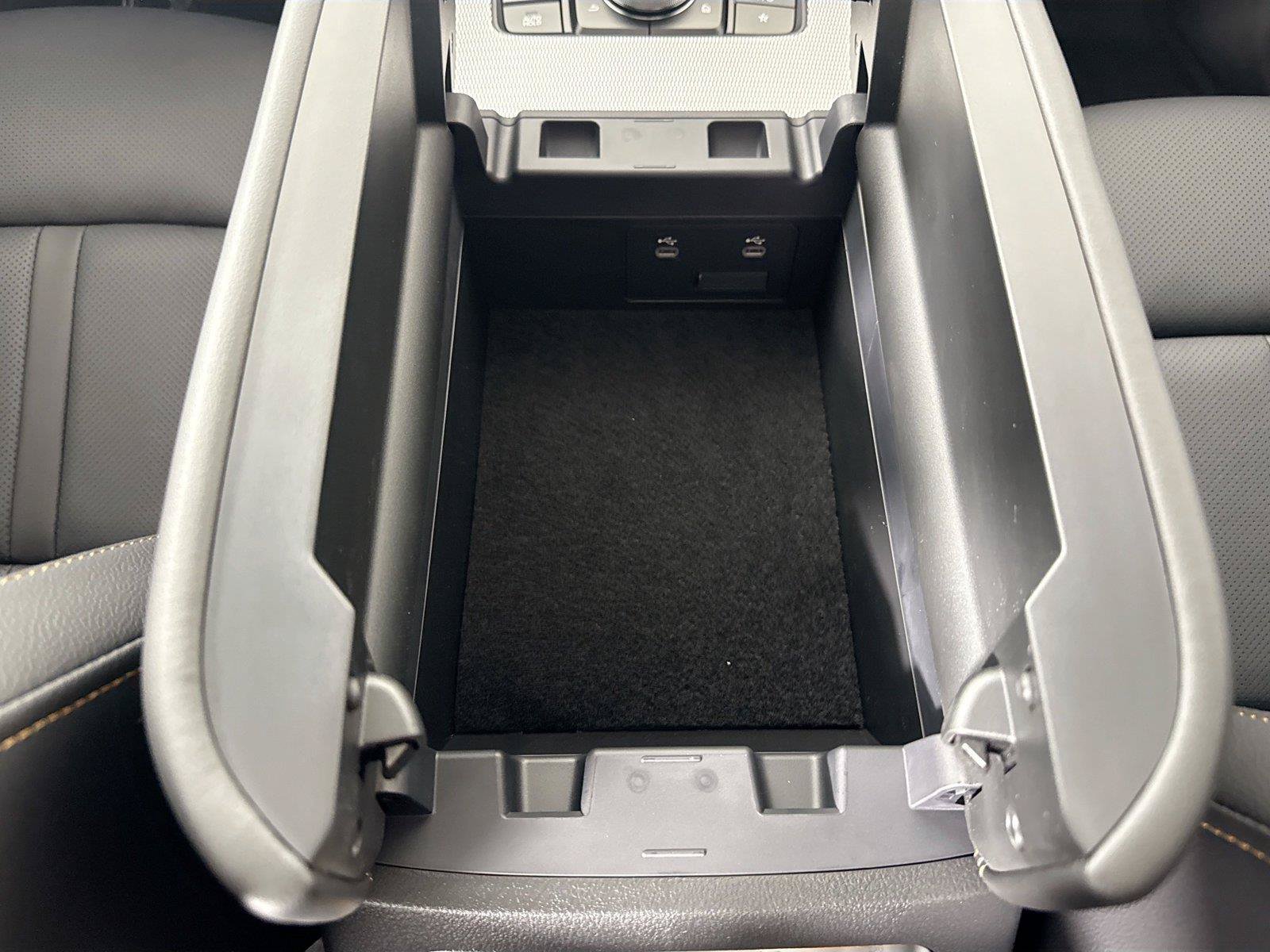 New 2026 MAZDA CX-90 Plug-In Hybrid w/ Preferred AWD/4WD image 34