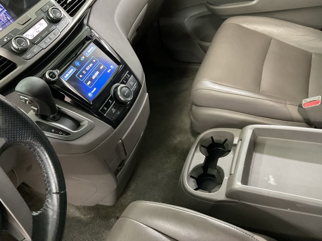 Used 2015 Honda Odyssey EX-L image 18