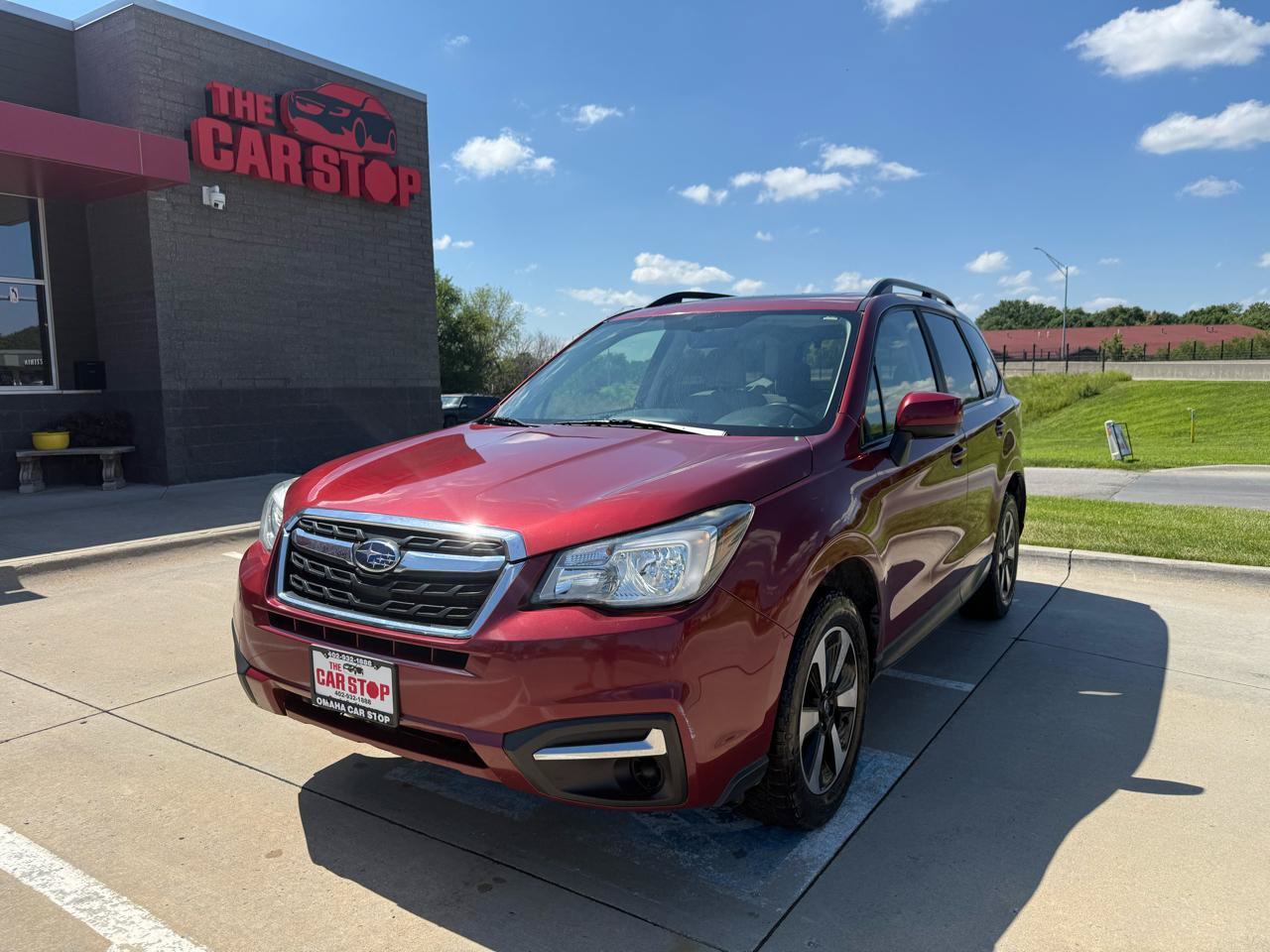 Used 2017 Subaru Forester 2.5i Premium w/ All-Weather Package AWD/4WD image 2