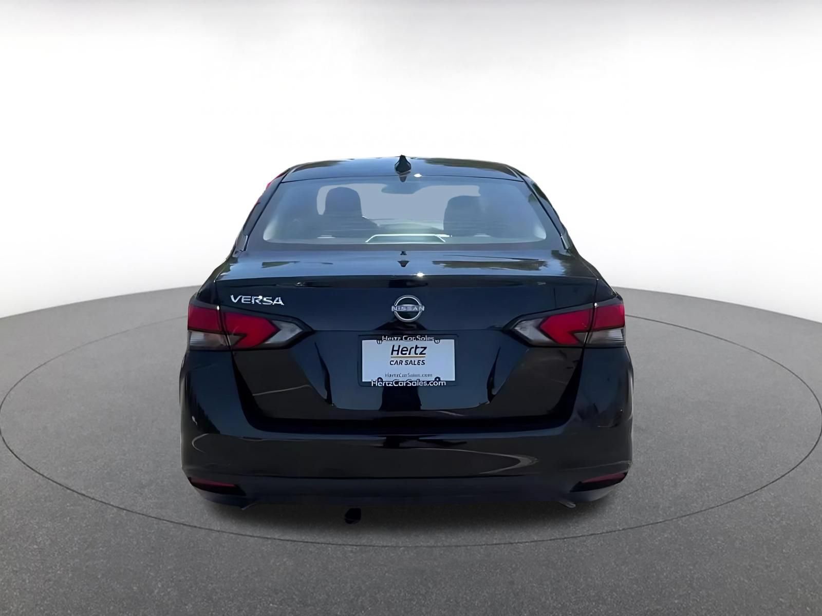 Used 2025 Nissan Versa SV FWD image 12