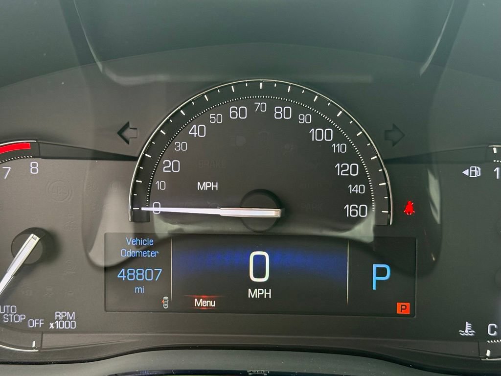 Used 2017 Cadillac XT5 Premium Luxury AWD/4WD image 4