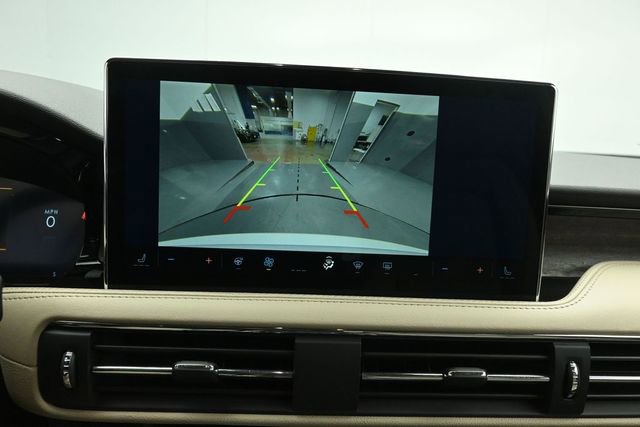 Certified 2026 Lincoln Corsair Reserve w/ Equipment Group 202A AWD/4WD image 12