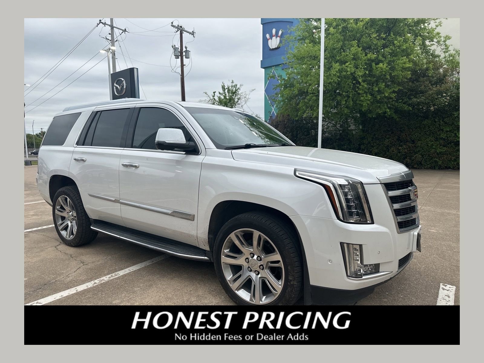 Used 2020 Cadillac Escalade Premium Luxury image 1