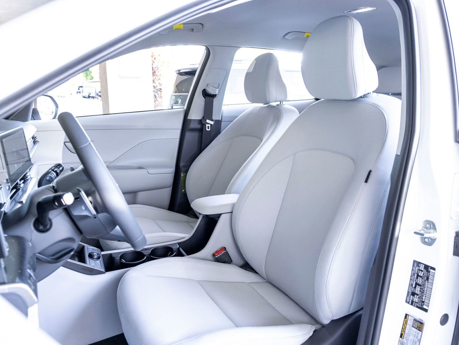 New 2025 Hyundai Kona SEL image 15