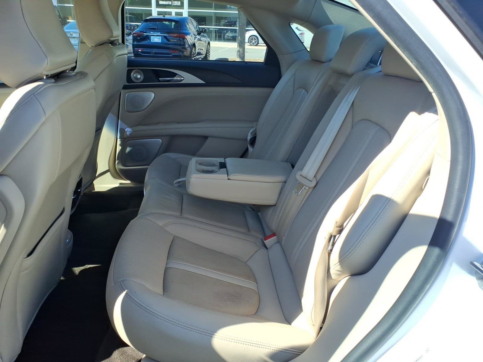 Used 2020 Lincoln MKZ Reserve w/ Luxury Package FWD image 19