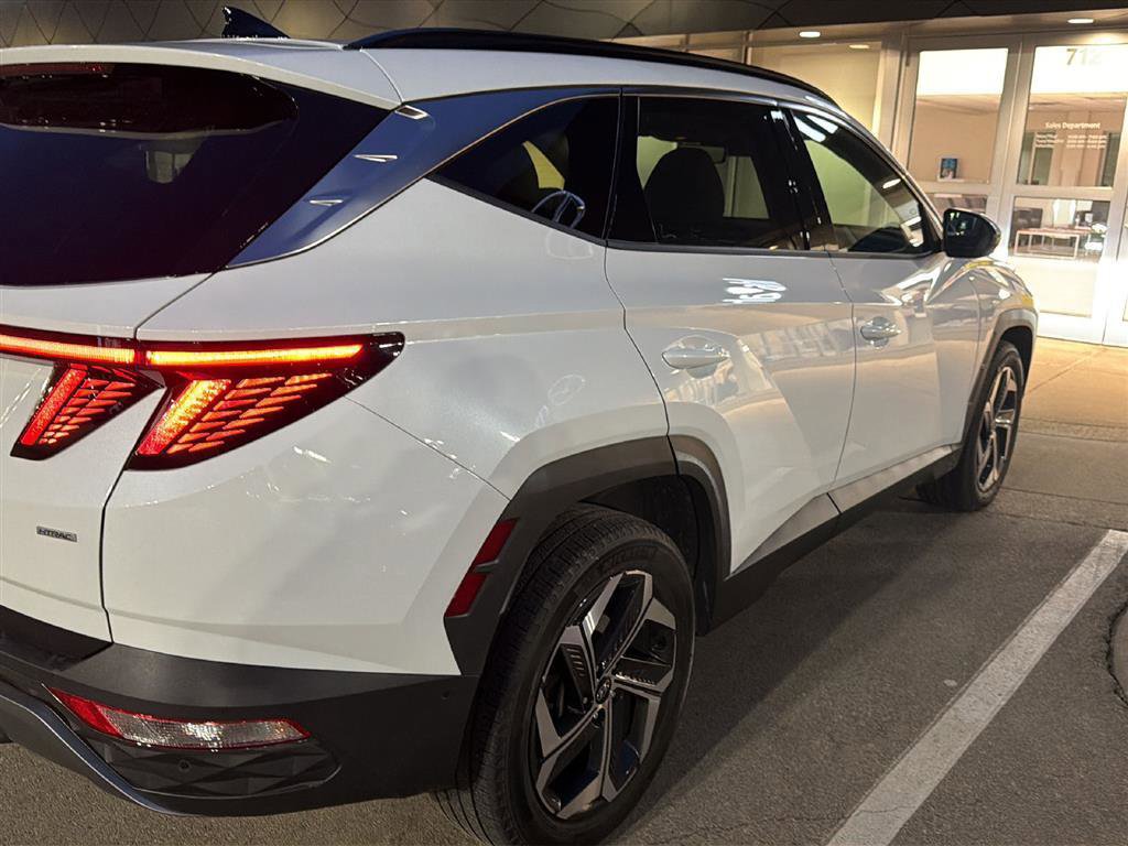 Used 2022 Hyundai Tucson Limited image 2