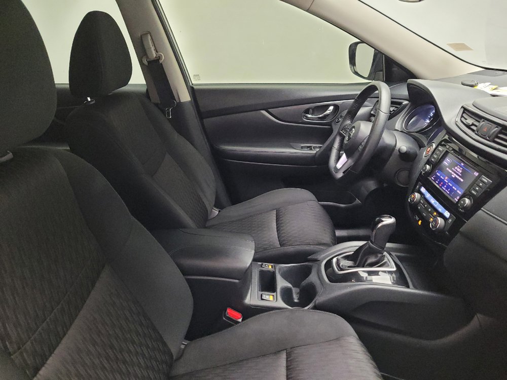 Used 2019 Nissan Rogue SV FWD image 21