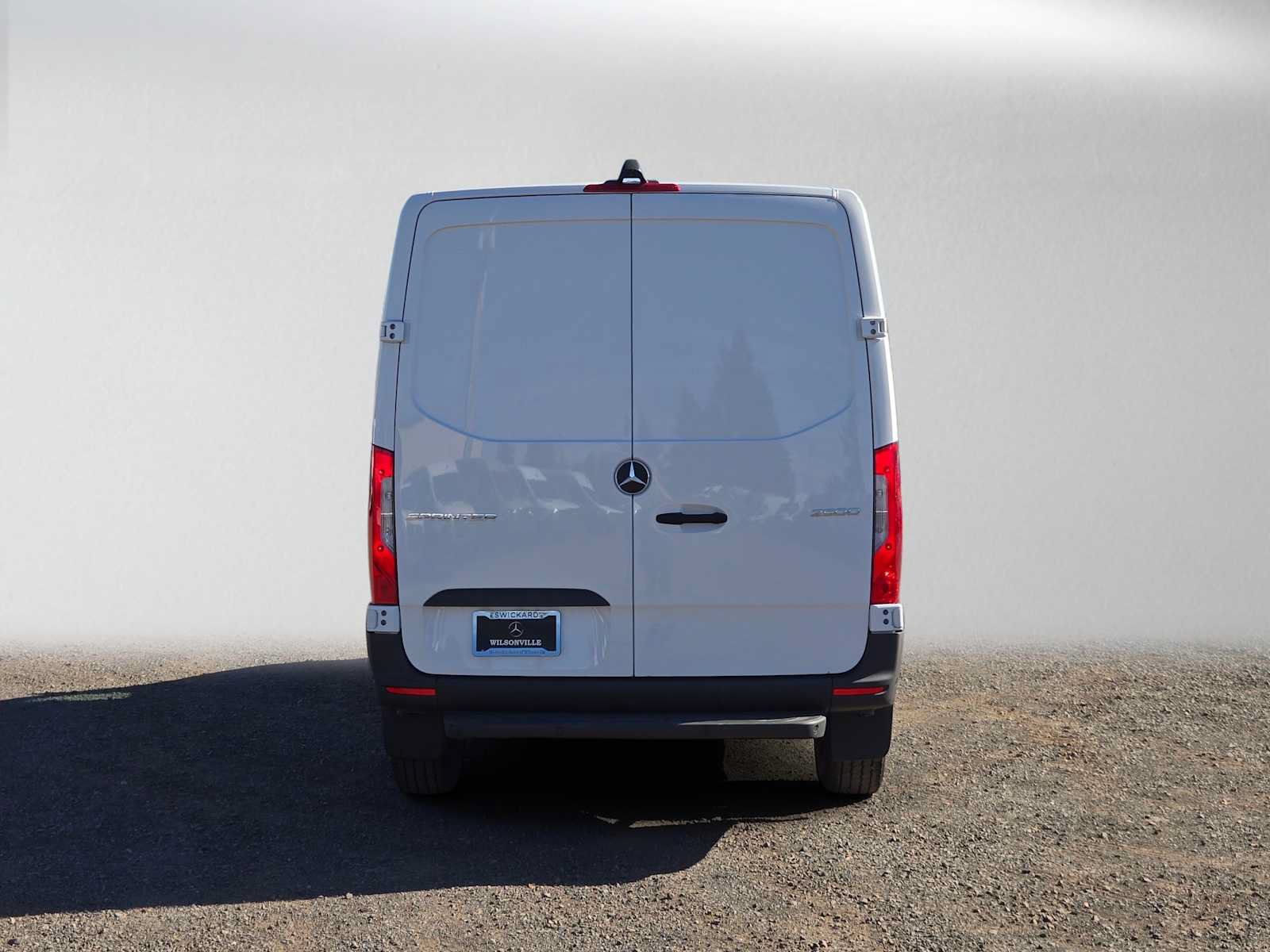 Used 2026 Mercedes-Benz Sprinter 2500 image 4