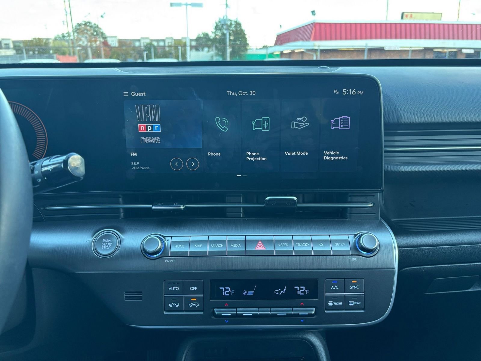 Used 2025 Hyundai Kona SEL image 30