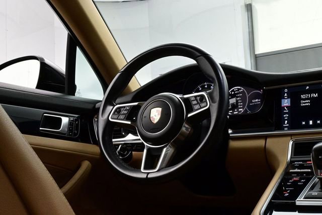 Certified 2018 Porsche Panamera image 21