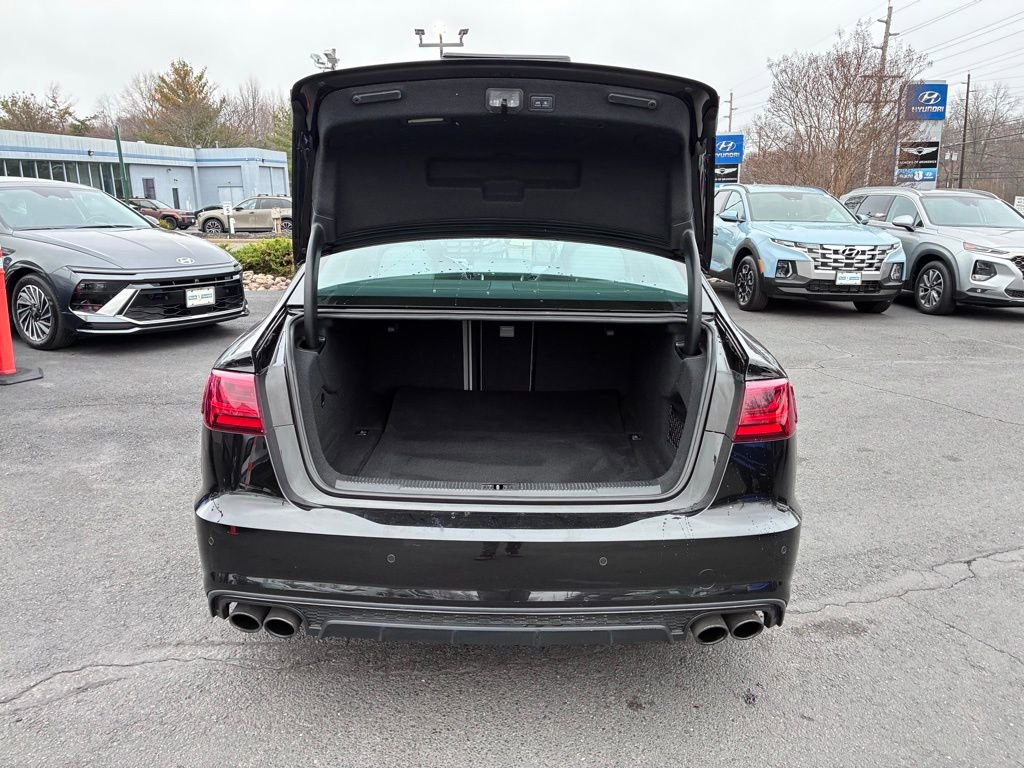Used 2018 Audi S6 Prestige w/ Prestige Package image 11