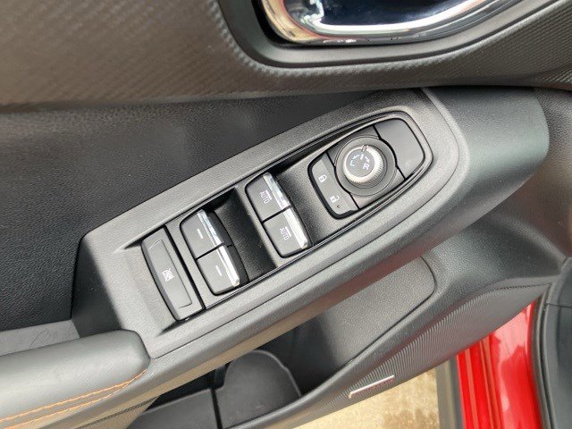 Used 2024 Subaru Crosstrek 2.5i Limited w/ Crosstrek Mirror Package image 10