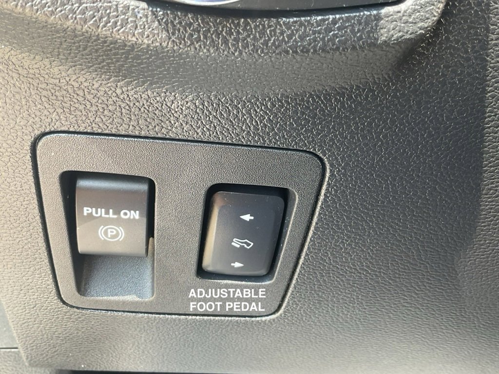 Certified 2019 Ford F150 Platinum w/ Equipment Group 701A Luxury image 19