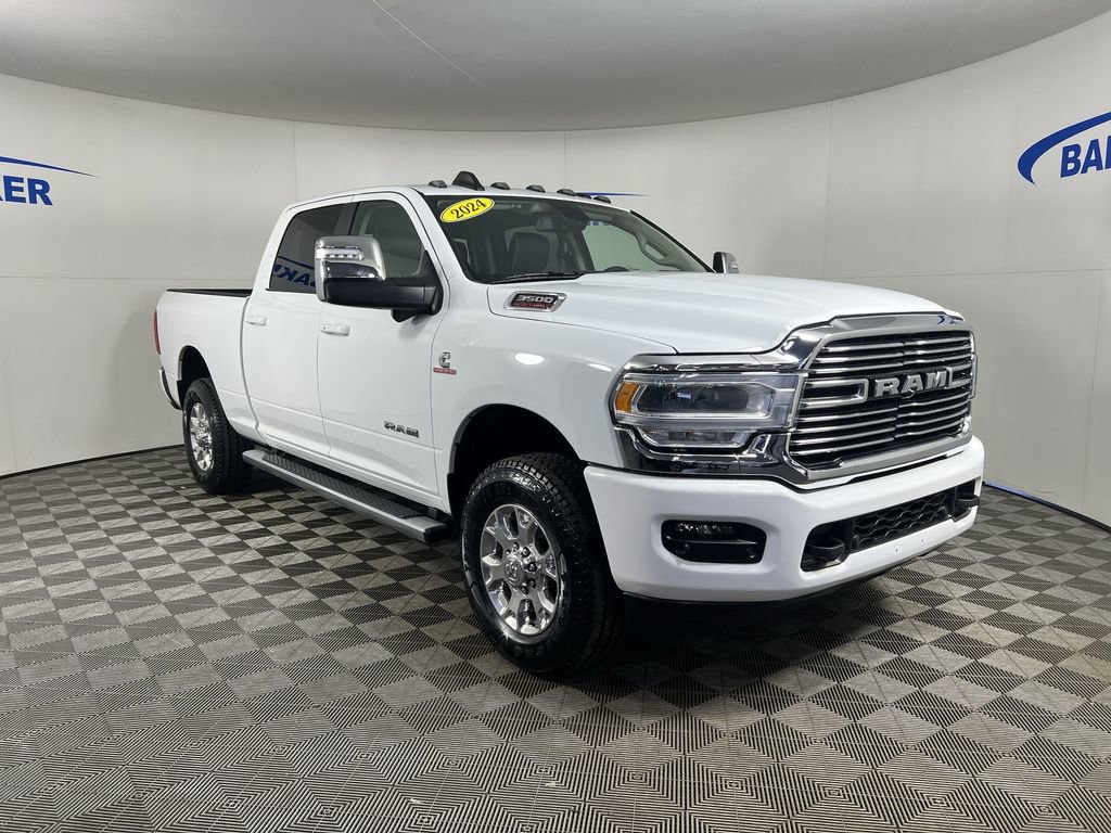 Used 2024 RAM 3500 Laramie AWD/4WD image 2