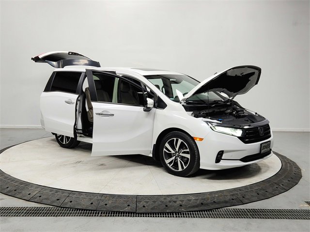 Used 2023 Honda Odyssey Touring image 9