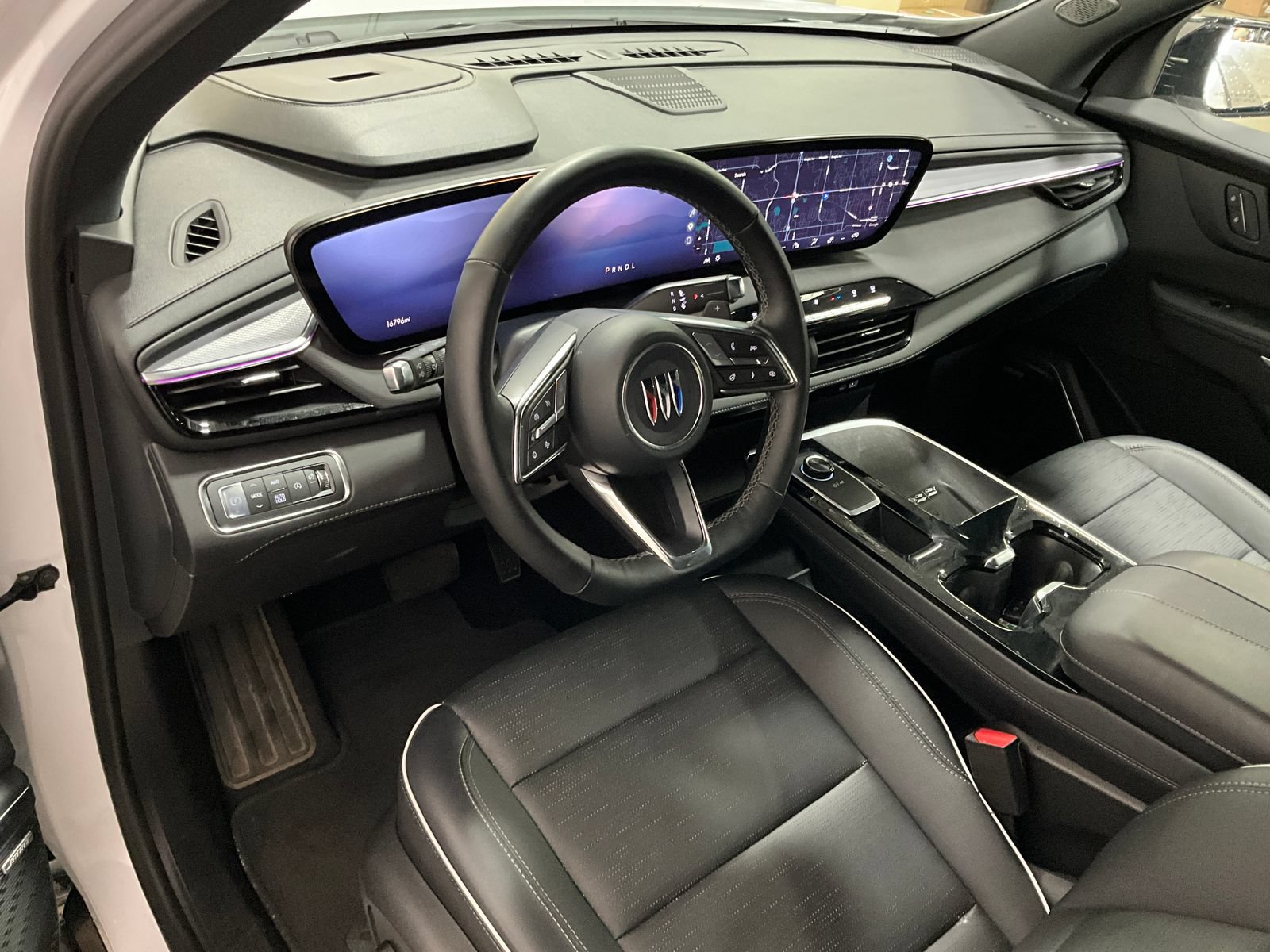 Used 2026 Buick Enclave Sport Touring AWD/4WD image 14